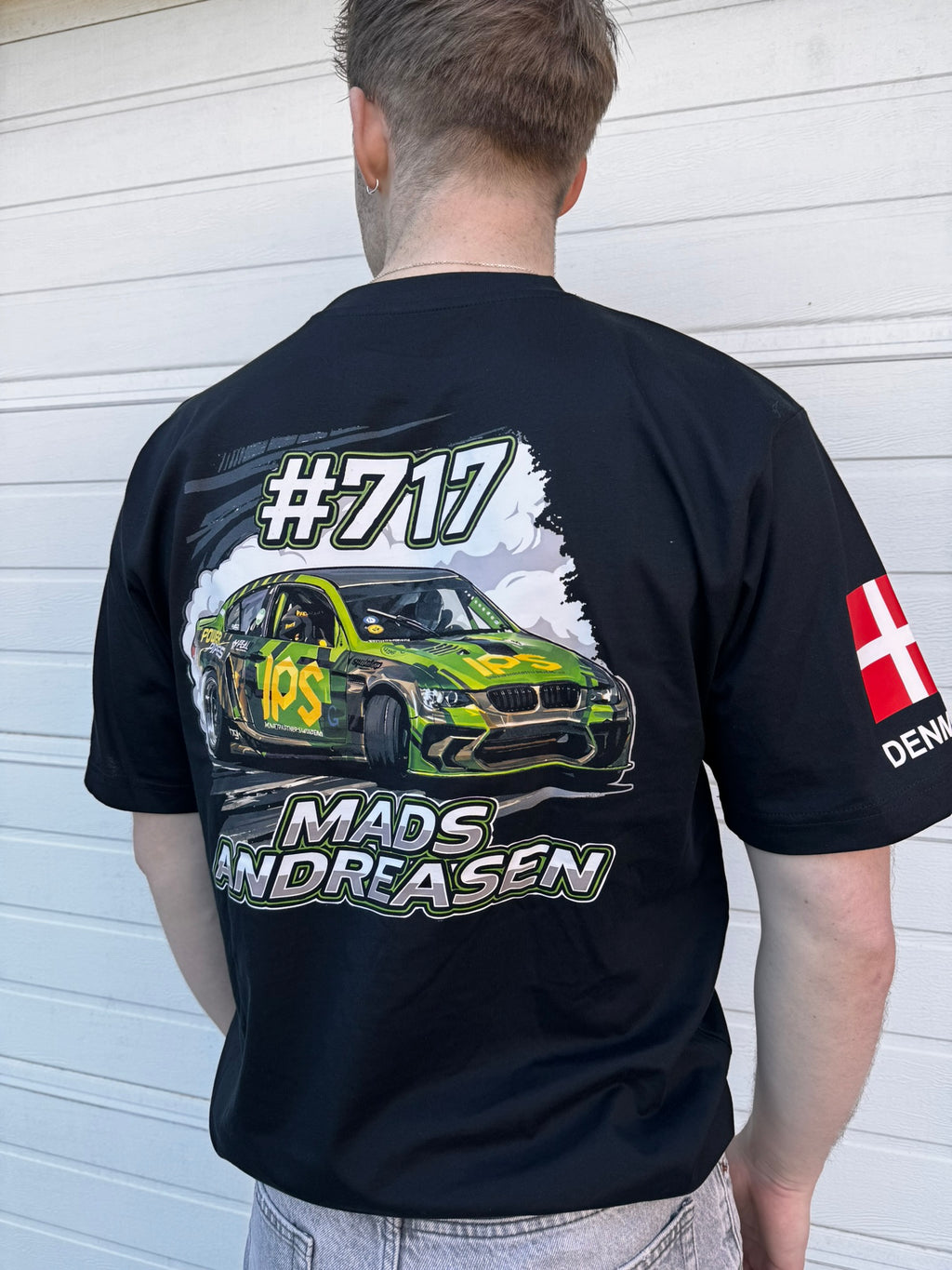 #717 T-Shirt